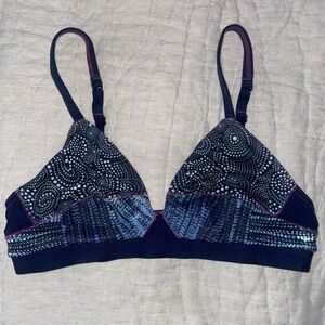 XiRENA - Gisele Bra - Small